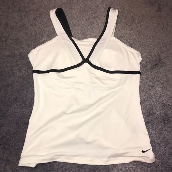 Nike Tops - nike tennis outfit!!