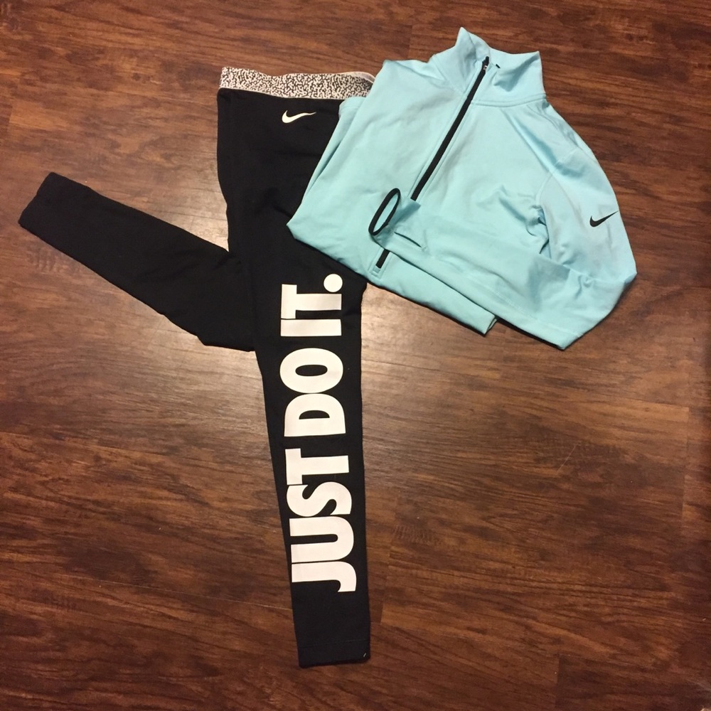 Nike Hyper Warm Half Zip and Leggings Bundle