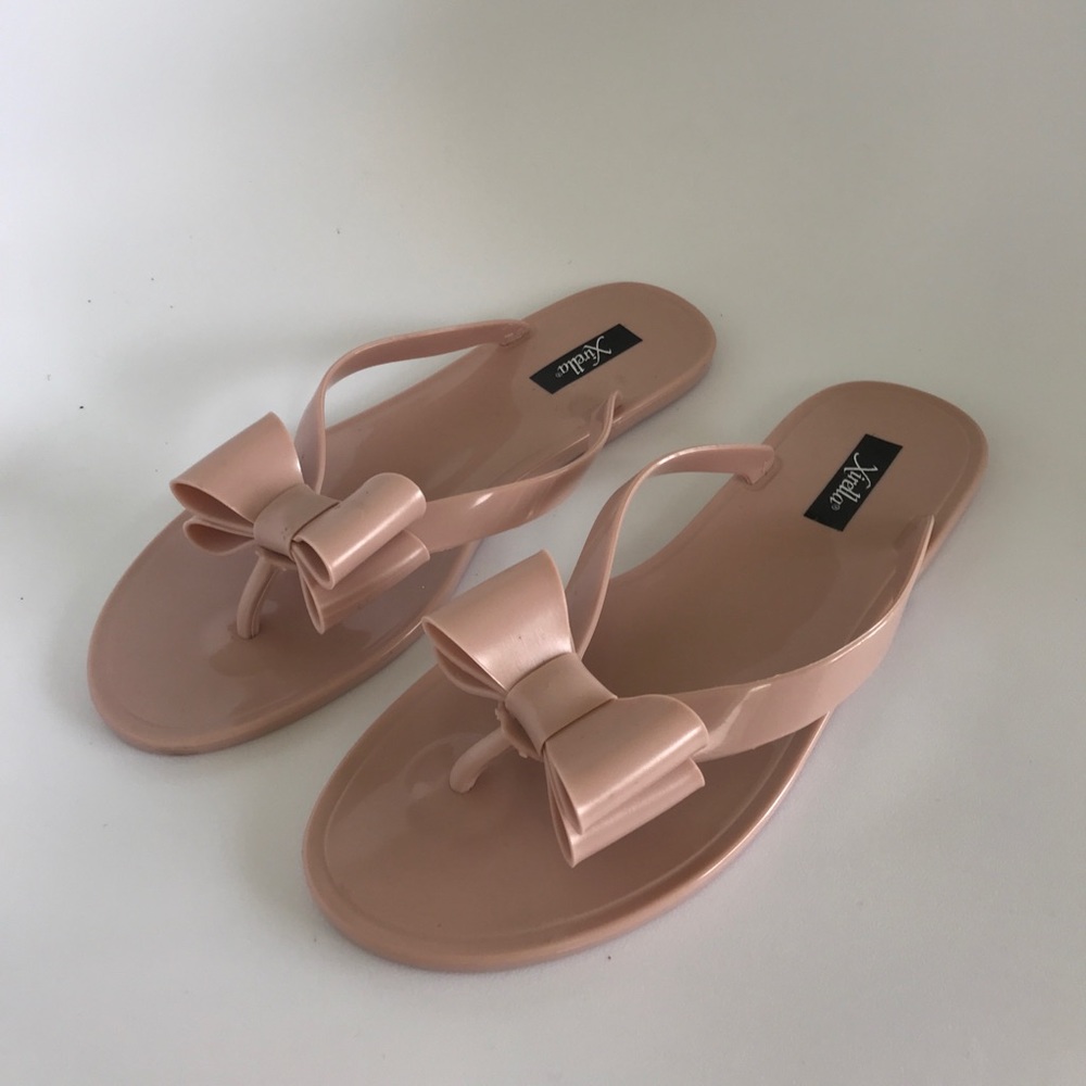 Jelly beach sandals