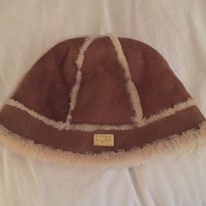 UGG bucket hat