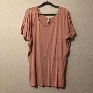 Bundle of two bat wing sleeve tees