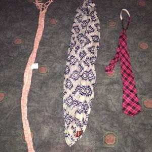 GIRLS SCARVES+TIE