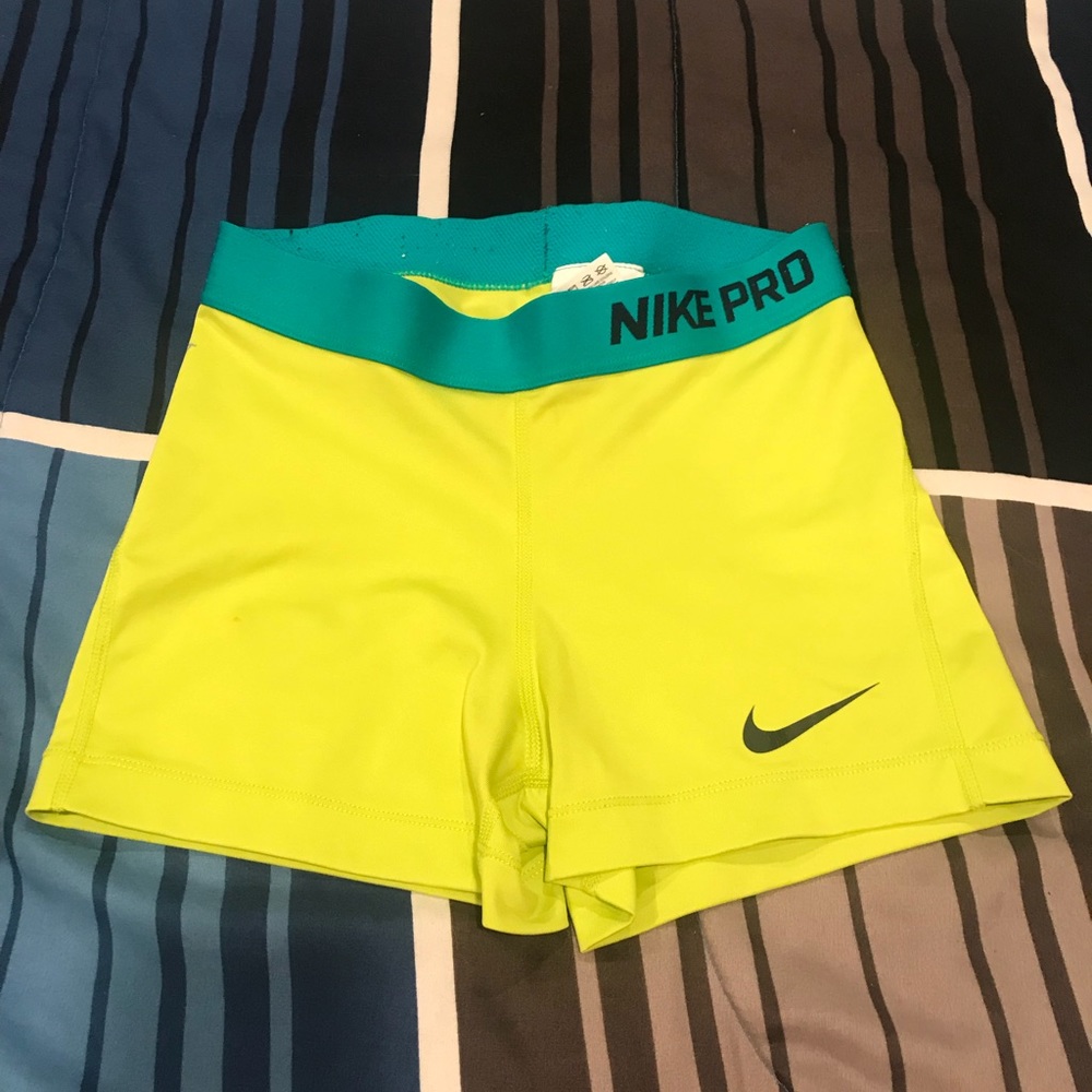 Nike dri fit spandex