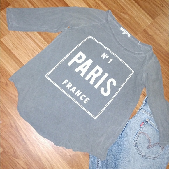 Junk Food Clothing Tops - 🔴SALE 🍂JUNK FOOD worn tee No 1 Paris France