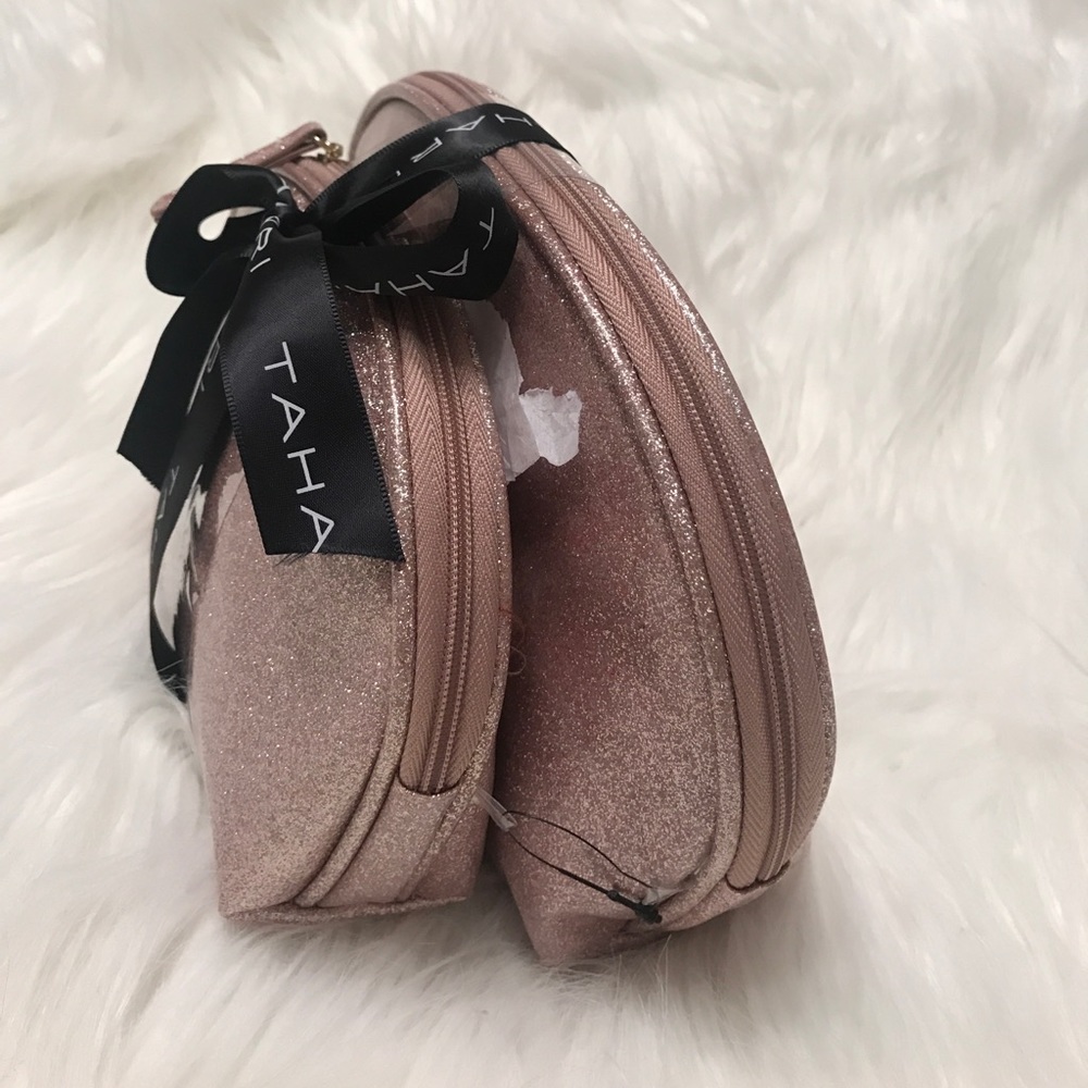 Tahari gorgeous rose gold makeup bag - Picture 5 of 6