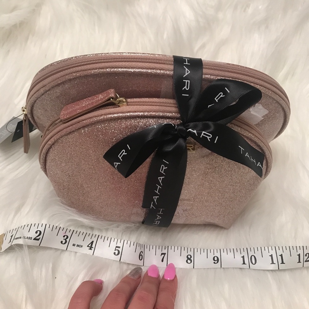 Tahari gorgeous rose gold makeup bag - Picture 6 of 6