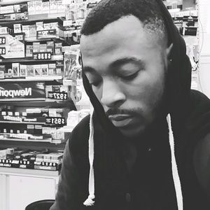 Meet your Posher, Aaron