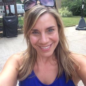 Meet your Posher, Traci