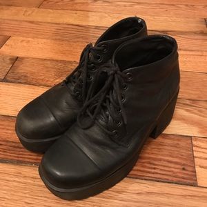Vagabond Dioon Black Lace-up Platform Shoes 6