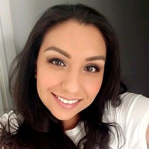 Meet your Posher, Marisa