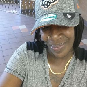 Meet your Posher, Youmad