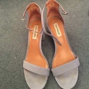 Steve Madden periwinkle 2 inch block heels