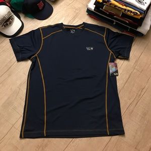 NWT Mountain Hardware wick lite shirt Size: L