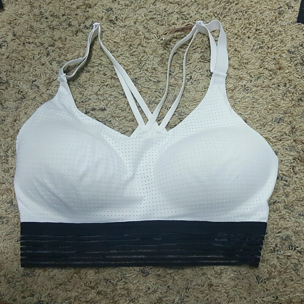 Victoria's Secret Sport sports bra NWT