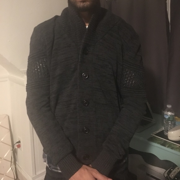 Men's Cardigan - Picture 1 of 4