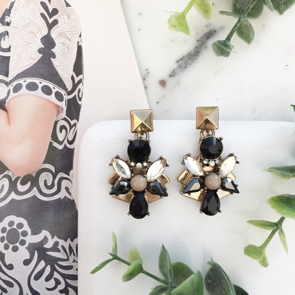 "Epperly" Earrings || Black Crystal Statement - Picture 2 of 7