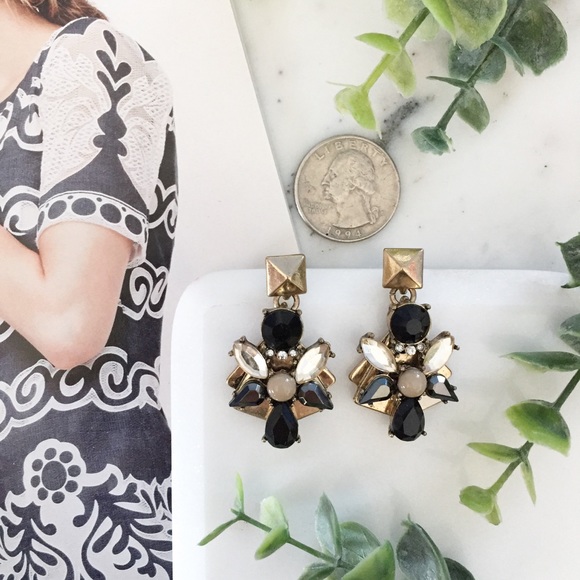 "Epperly" Earrings || Black Crystal Statement - Picture 4 of 7