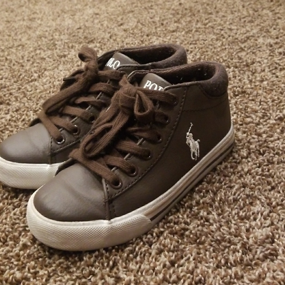 Little kids sneakers