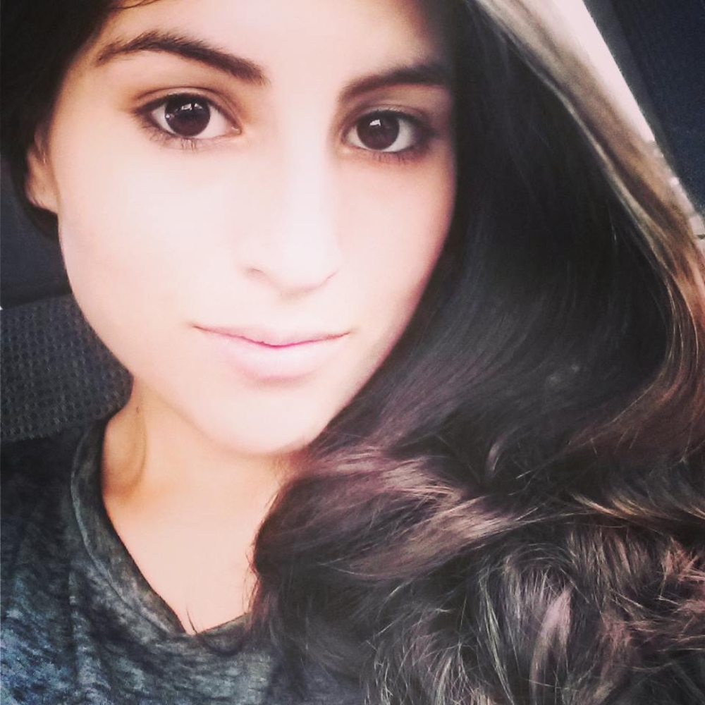 Meet your Posher, Stefanie