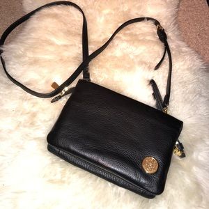 Vince Camuto 🔥 Tiny Crossbody‼️