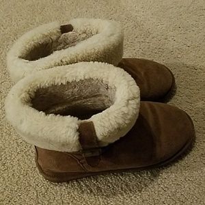 Bearpaw Mini Brown Boots