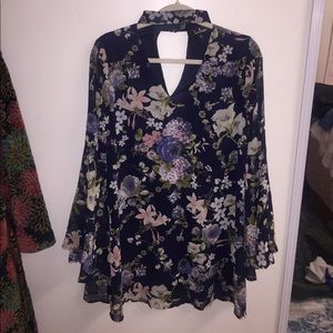 Lulu's Floral Print Bell-Sleeved Shift Dress