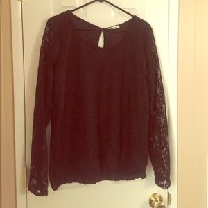NWOT-Black lace top