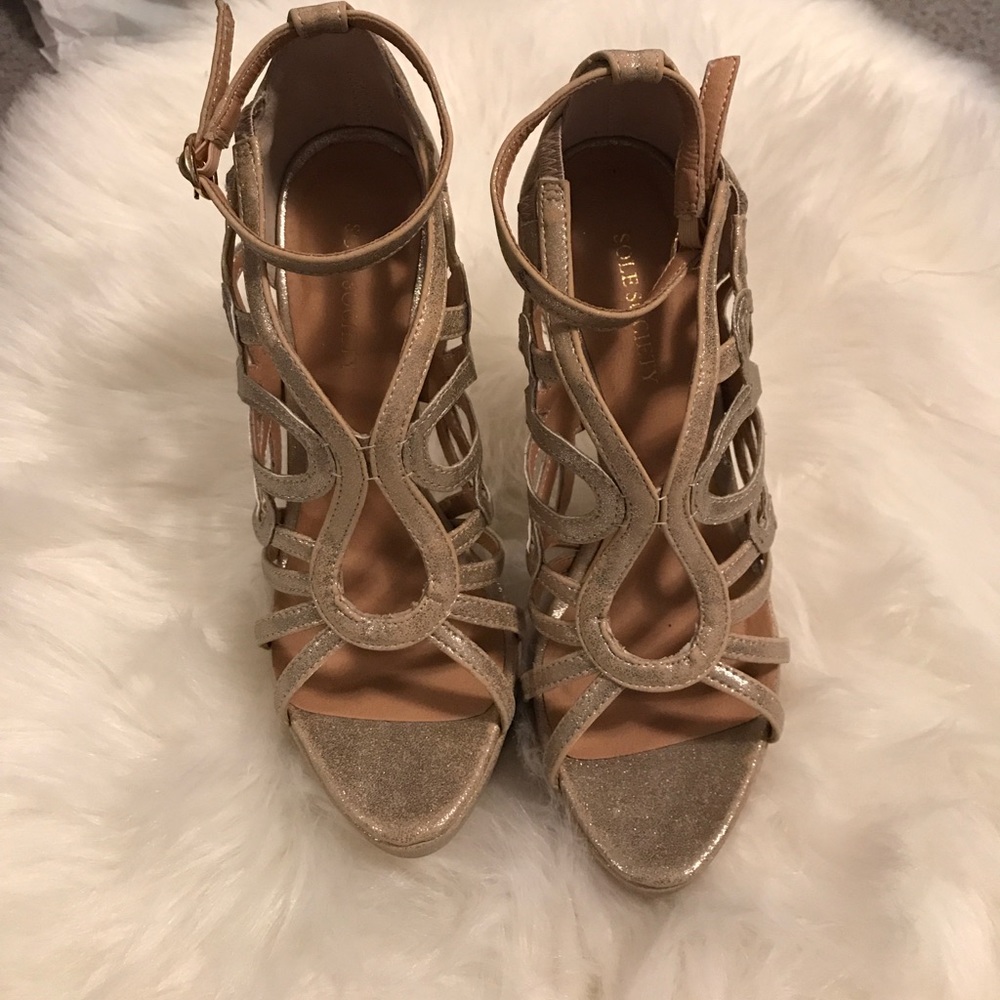 Platform heels