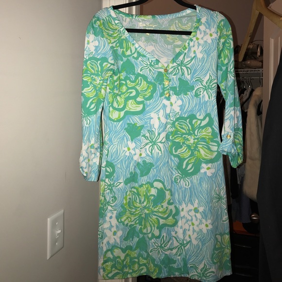 Lilly Pulitzer Dresses & Skirts - Lily Pulitzer Floral dress