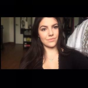 Meet your Posher, Victoria