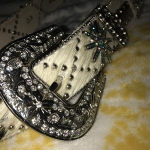 Small (32 in) western fashion belt