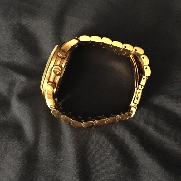 Michael Kors Rose Gold Watch - Picture 2 of 4