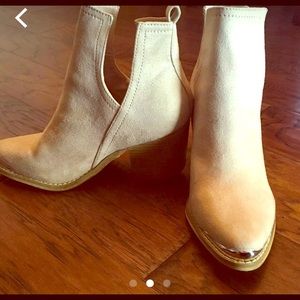 Women’s suede booties
