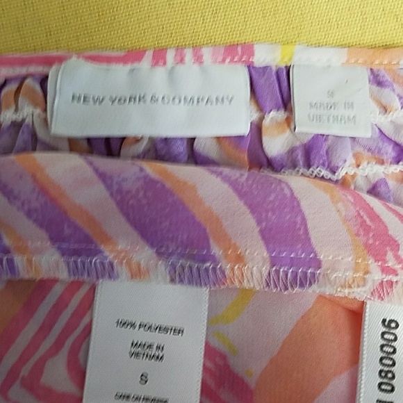 NEW YORK & CO Pastel colored sheer peasant blouse - Picture 5 of 6
