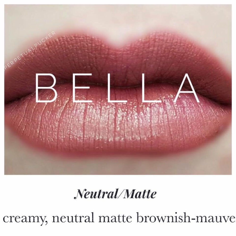 New sealed Bella! Wonderful for fall.