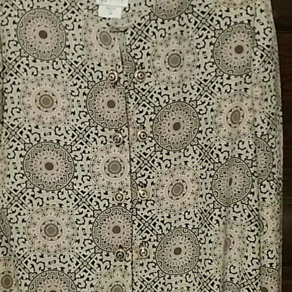 Leslie Fay Petites 2 pc pant set - Picture 4 of 4