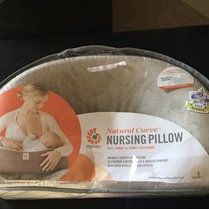 Ergo baby breast feeding pillow