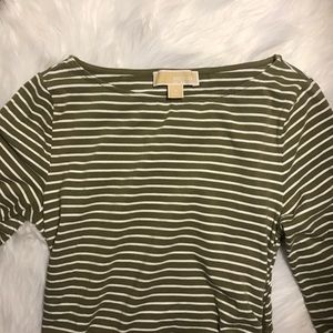 💕3 for $12💕 Zipper Detail Michael Kors Top
