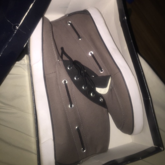 Polo Ralph Lauren, Size 11.5 in Men’s! High Top - Picture 3 of 4