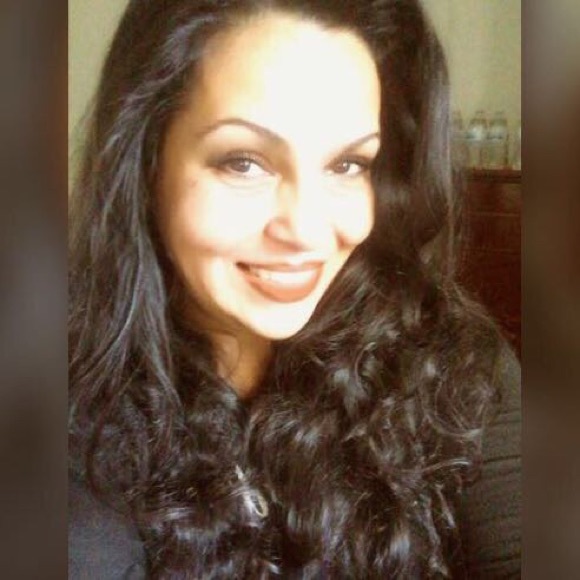 Meet your Posher, Aline - Picture 1 of 1