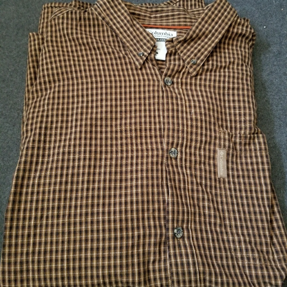 Men's Columbia XXL button down collar shirt