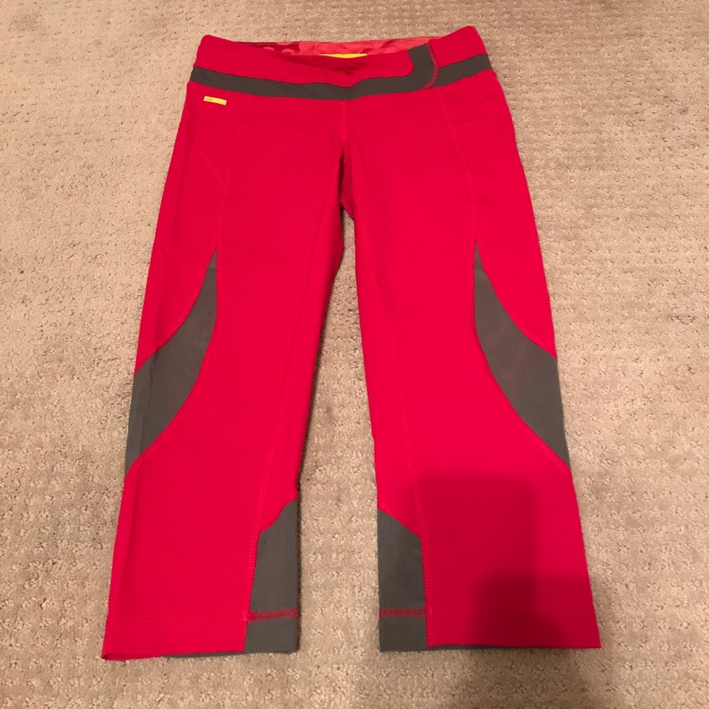 3/$25 🌟 Lole Running Crops