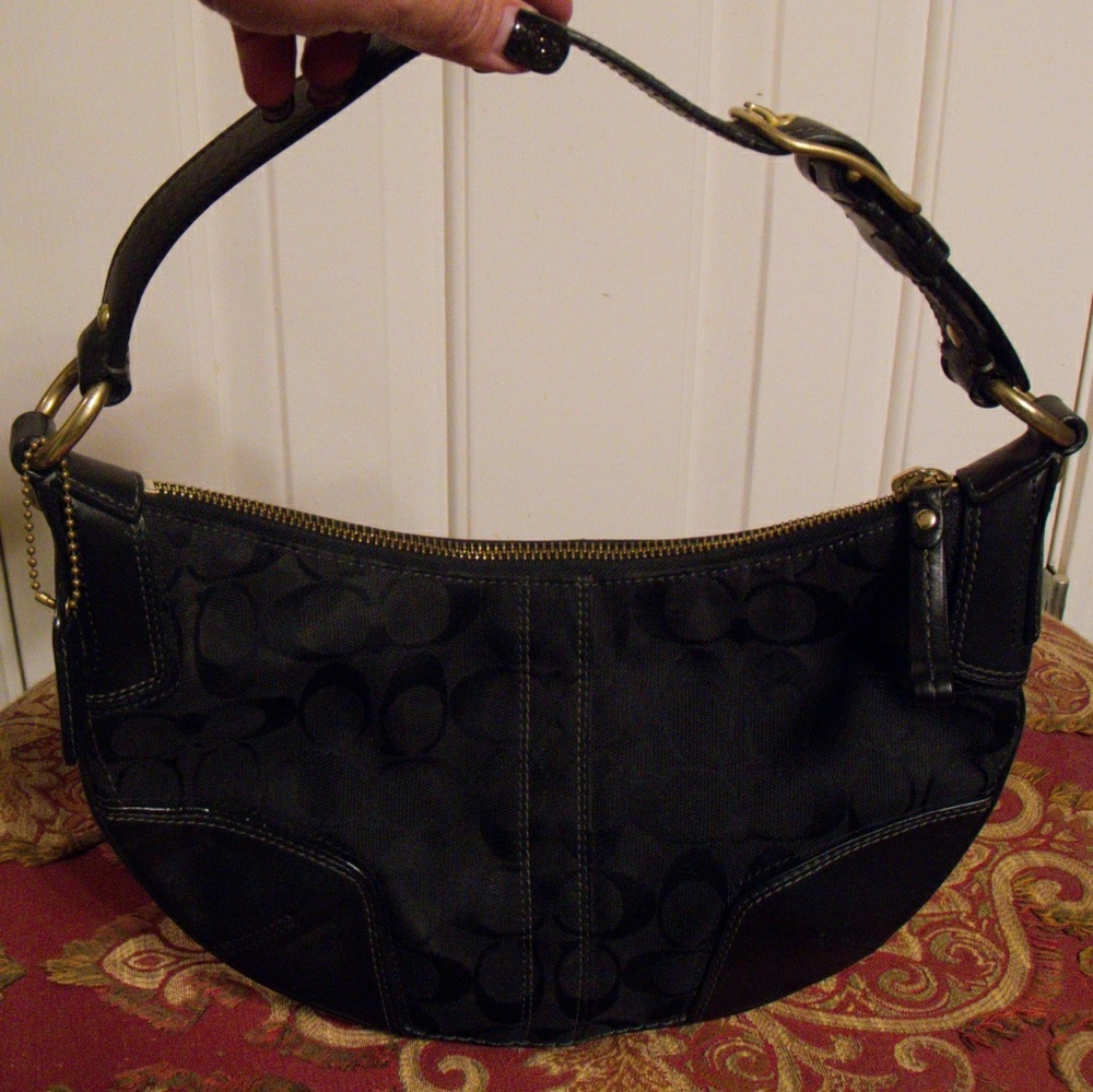 Coach shoulder bag