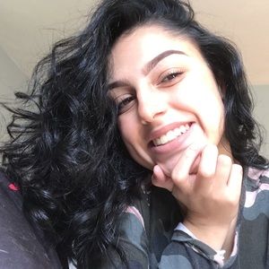 Meet your Posher, Kristina