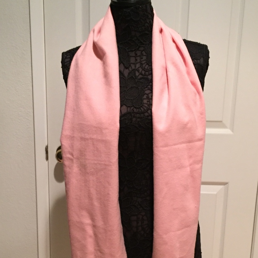 Ladies’ 100% Cashmere Fringe Muffler