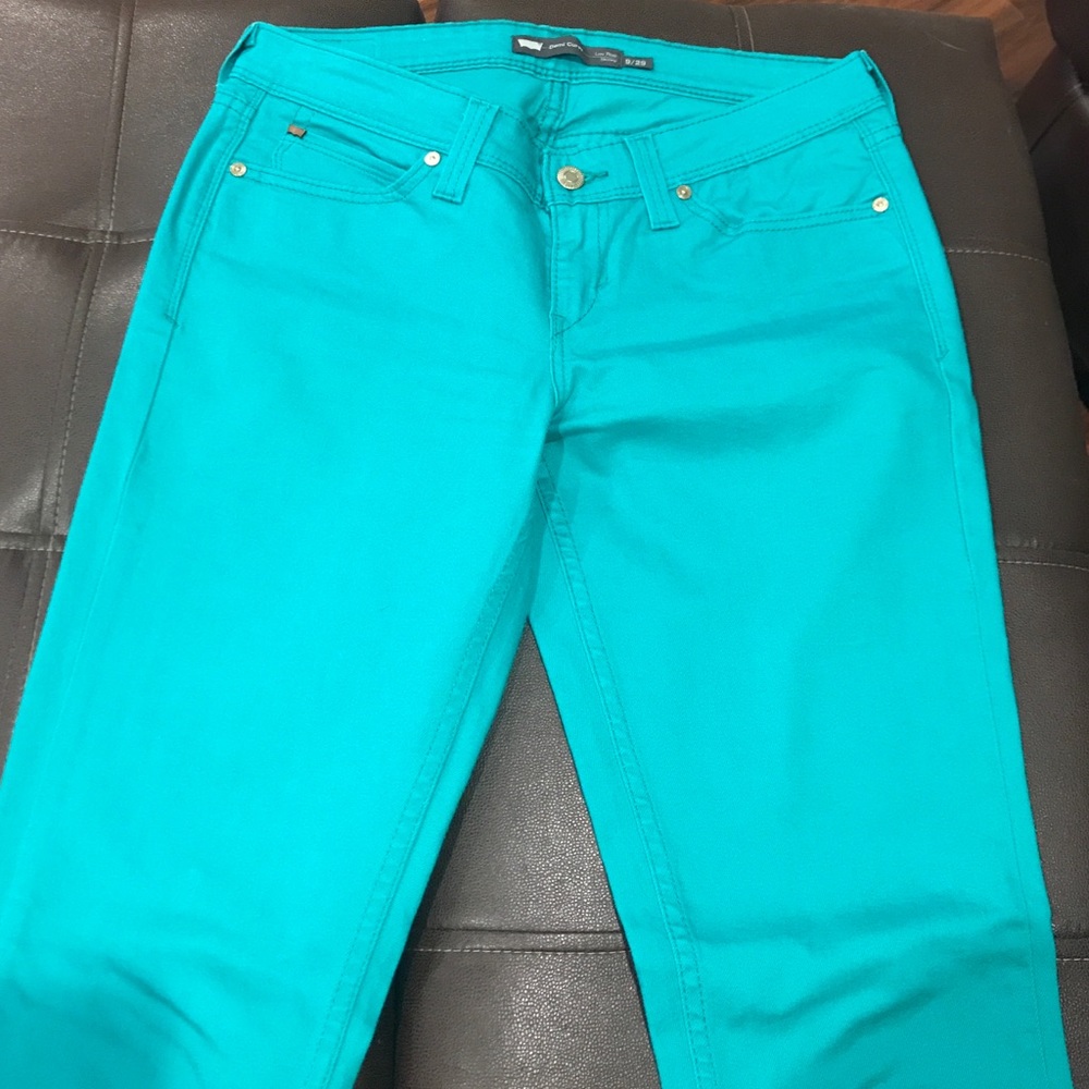 Levi’s Demi Curve Low Rise Skinny Jeans