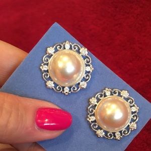 Faux Pearl & Rhinestone Pierced Earrings NWOT