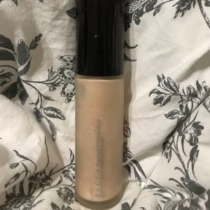 Becca backlight primer