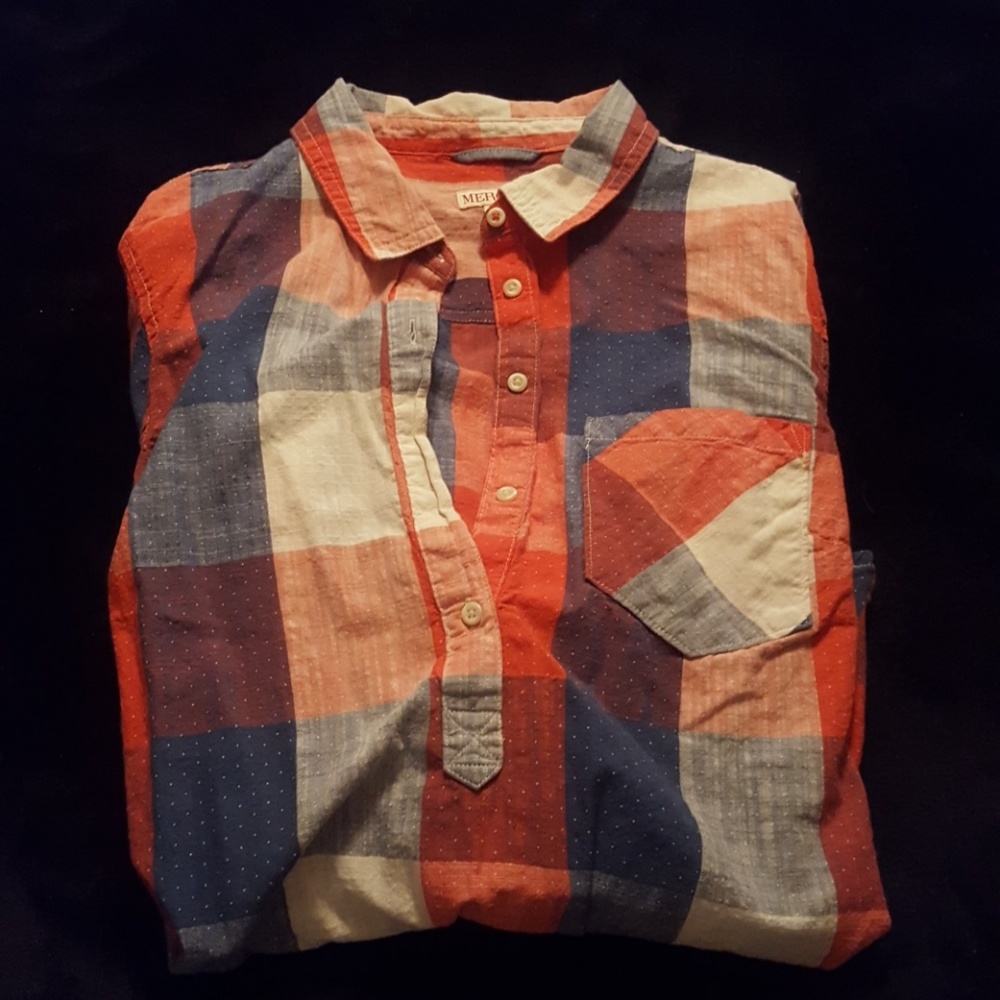 Plaid long sleeve shirt