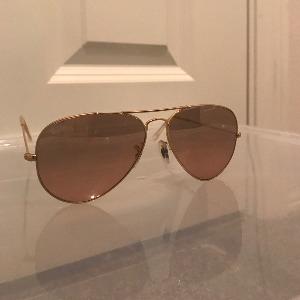 Ray-Bans Rose Aviators